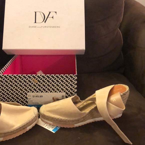 DVF shoes - Picture 3 of 4